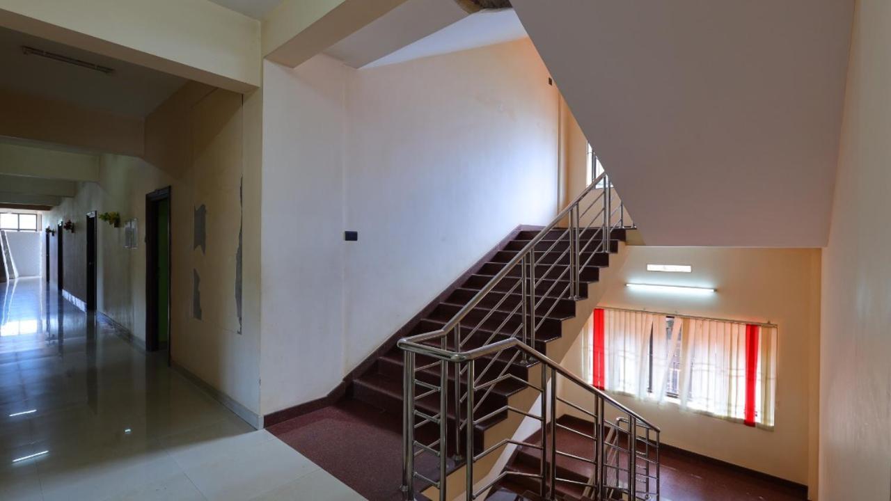 Hotel Kukuresidency Wadakkanchery Zewnętrze zdjęcie